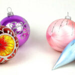 How glass Christmas ornaments are made